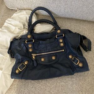 BALENCIAGA CITY NAVY HANDBAG 🦋